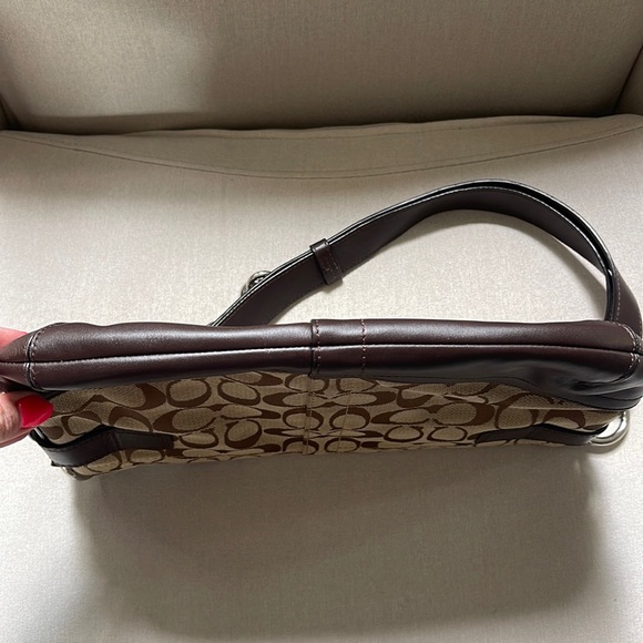 Authentic Coach Shoulder Bag - Picture 5 of 15